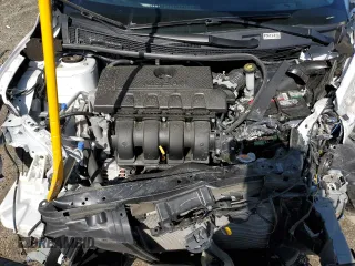 2018 Nissan Sentra SV z VIN 3N1AB7AP2JY262454, wystawiony jako Copart lot #52227965 z przebiegiem 17 091 mil mil oraz Szkoda całkowita • Salvage title. Historia ofert i sprzedaży dostępna na DreamBid. Obrazek 11.