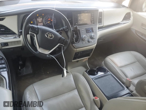 2018 Toyota Sienna XLE Auto Access Seat with VIN 5TDYZ3DC3JS933243, listed as a Copart auction lot 53480165 with 125,677 mi miles and Clean Title. Bid and sale history available at DreamBid. Image 8.