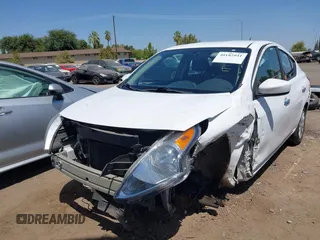 2018 Nissan Versa SV with VIN 3N1CN7AP5JL827146, listed as a IAAI auction lot 40182941 with 85,984 mi miles. Bid and sale history available at carsss.com. Image 6.