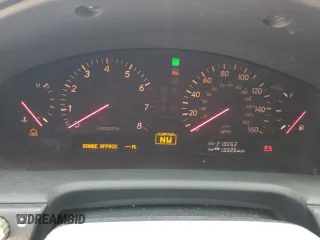 2001 Lexus LS 430 z VIN JTHBN30FX10008011, wystawiony jako Copart lot #57585145 z przebiegiem 218 263 mil mil oraz Czysty tytuł • Clean title. Historia ofert i sprzedaży dostępna na DreamBid. Obrazek 9.