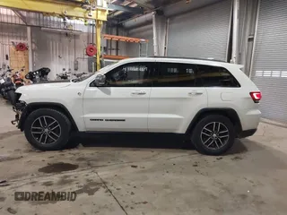 2018 Jeep Grand Cherokee Trailhawk with VIN 1C4RJFLG8JC267810, listed as a IAAI auction lot 41221229 with 108,228 mi miles and . Bid and sale history available at DreamBid. Image 15.