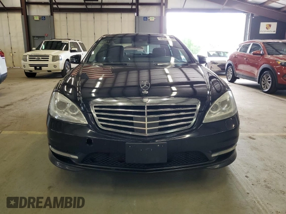 2013 Mercedes-Benz S 550 with VIN WDDNG9EB2DA505687, listed as a Copart auction lot 56362735 with 179,154 mi miles and Clean Title. Bid and sale history available at DreamBid. Image 5.