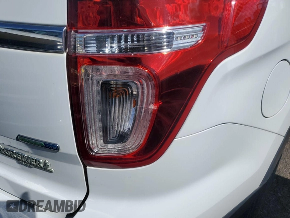 2014 Ford Explorer z VIN 1FM5K8B82EGC38993, wystawiony jako IAAI lot #42731174 z przebiegiem 124 563 mil mil oraz . Historia ofert i sprzedaży dostępna na DreamBid. Obrazek 7.