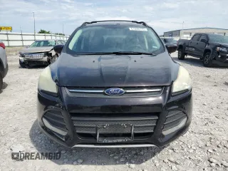 2013 Ford Escape SE with VIN 1FMCU0G91DUC60827, listed as a Copart auction lot 61828115 with 231,867 mi miles and Clean title. Bid and sale history available at DreamBid. Image 5.