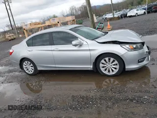 2015 Honda Accord EX-L with VIN 1HGCR2F88FA060043, listed as a IAAI auction lot 41935976 with 88,523 mi miles and . Bid and sale history available at DreamBid. Image 13.