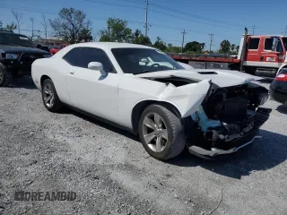 2016 Dodge Challenger SXT z VIN 2C3CDZAG5GH344757, wystawiony jako Copart lot #52192205 z przebiegiem 69 305 mil mil oraz Szkoda całkowita • Salvage title. Historia ofert i sprzedaży dostępna na DreamBid. Obrazek 4.
