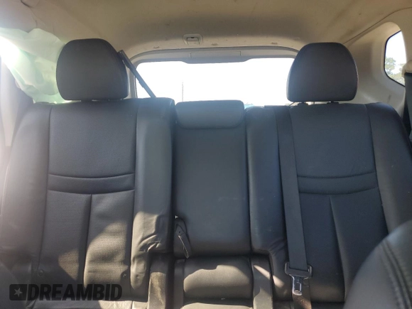 2015 Nissan Rogue SL z VIN 5N1AT2MV9FC795341, wystawiony jako Copart lot #57528965 z przebiegiem 108 303 mil mil oraz Szkoda całkowita • Salvage title. Historia ofert i sprzedaży dostępna na DreamBid. Obrazek 10.