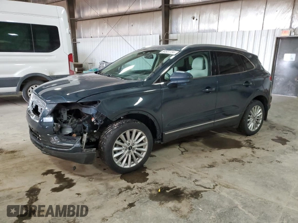 2019 Lincoln MKC Standard with VIN 5LMCJ1D93KUL46542, listed as a Copart auction lot 84537734 with 94,603 mi miles and Salvage Title. Bid and sale history available at DreamBid. Image 1.