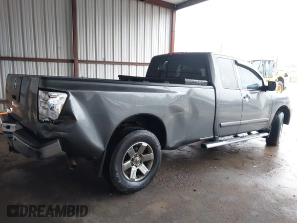2008 Nissan Titan SE with VIN 1N6BA06F08N332422, listed as a IAAI auction lot 41557137 with 204,735 mi miles and . Bid and sale history available at DreamBid. Image 6.