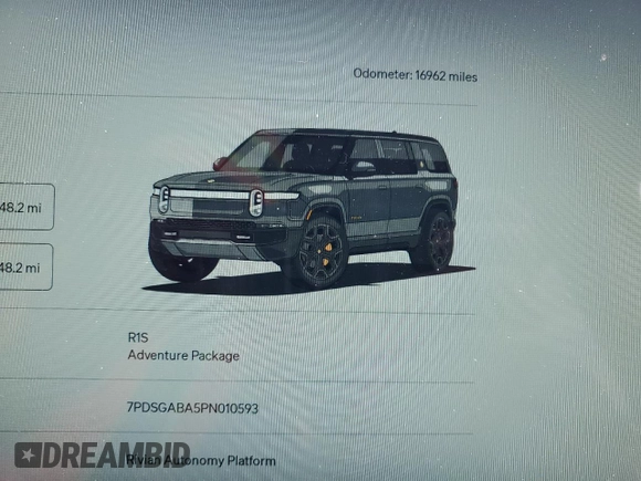 2023 Rivian R1S Adventure z VIN 7PDSGABA5PN010593, wystawiony jako Copart lot #52508835 z przebiegiem 16 962 mil mil oraz Szkody całkowita. Historia ofert i sprzedaży dostępna na DreamBid. Obrazek 9.