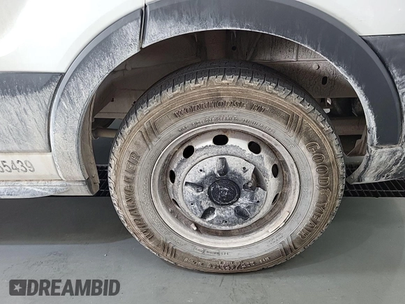 2018 Ford Transit с VIN 1FTYR1YG1JKA49052, выставлен на аукционе IAAI как лот 42796205 с пробегом 133 321 миль миль и . История ставок и продаж доступна на DreamBid. Изображение 14.