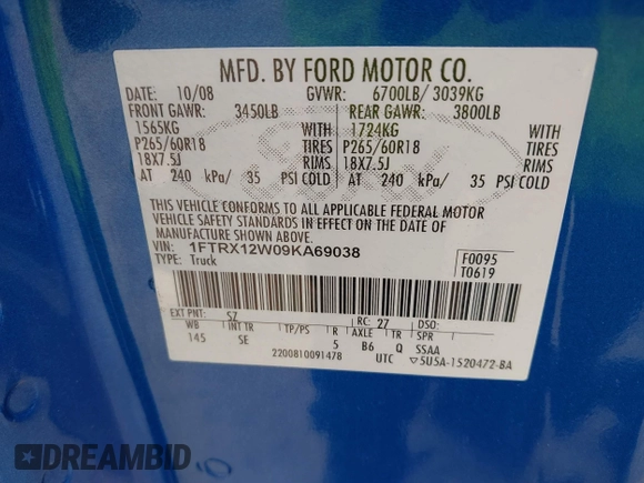 2009 Ford F-150 STX with VIN 1FTRX12W09KA69038, listed as a IAAI auction lot 41520939 with 220,092 mi miles. Bid and sale history available at carsss.com. Image 9.
