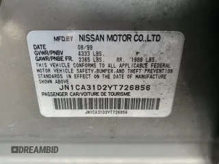 2000 Nissan Maxima GXE z VIN JN1CA31D2YT726856, wystawiony jako Copart lot #45950615 z przebiegiem 101 919 mil mil oraz Szkoda całkowita • Salvage title. Historia ofert i sprzedaży dostępna na DreamBid. Obrazek 12.