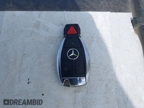 2012 Mercedes-Benz C 250 z VIN WDDGJ4HB5CF764992, wystawiony jako IAAI lot #42208031 z przebiegiem 101 533 mil mil oraz . Historia ofert i sprzedaży dostępna na DreamBid. Obrazek 11.