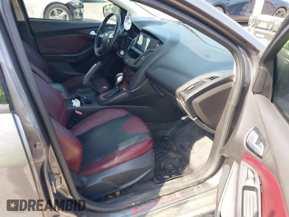 2013 Ford Focus SE with VIN 1FADP3F28DL233822, listed as a IAAI auction lot 42583041 with 135,728 mi miles and . Bid and sale history available at DreamBid. Image 5.