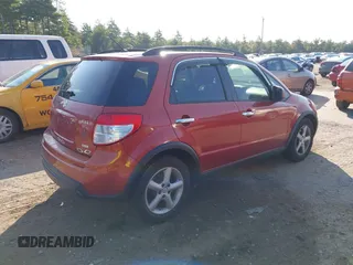 2007 Suzuki SX4 with VIN JS2YB413375101517, listed as a IAAI auction lot 40341122 with 118,461 mi miles. Bid and sale history available at carsss.com. Image 4.