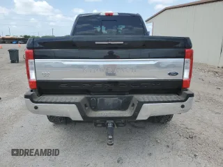 2017 Ford F-250 Lariat z VIN 1FT7W2BT6HEC53709, wystawiony jako Copart lot #54192075 z przebiegiem 272 966 mil mil oraz Szkoda całkowita • Salvage title. Historia ofert i sprzedaży dostępna na DreamBid. Obrazek 6.