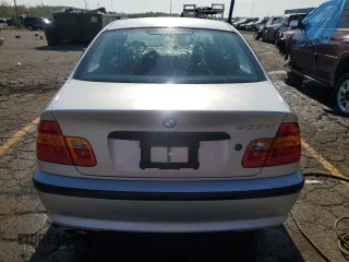 2003 BMW 3 Series 325xi with VIN WBAEU33423PM58187, listed as a Copart auction lot 75482204 with 78,178 mi miles and Clean Title. Bid and sale history available at carsss.com. Image 6.