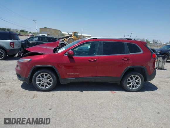 2017 Jeep Cherokee Latitude with VIN 1C4PJLCBXHW661148, listed as a IAAI auction lot 42146384 with 136,391 mi miles and . Bid and sale history available at DreamBid. Image 14.