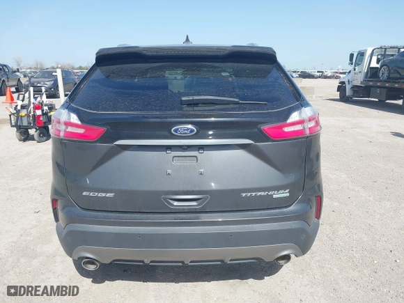 2019 Ford Edge Titanium with VIN 2FMPK3K9XKBC06140, listed as a IAAI auction lot 41817699 with 44,615 mi miles. Bid and sale history available at carsss.com. Image 16.