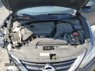 2017 Nissan Altima SV z VIN 1N4AL3AP8HC234279, wystawiony jako Copart lot #59305655 z przebiegiem 175 181 mil mil oraz Czysty tytuł • Clean title. Historia ofert i sprzedaży dostępna na DreamBid. Obrazek 11.