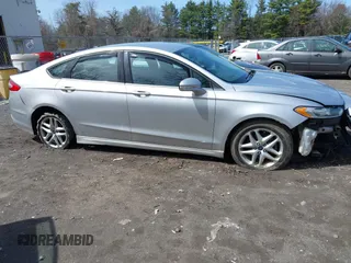 2013 Ford Fusion SE with VIN 3FA6P0H77DR306048, listed as a IAAI auction lot 41955214 with 175,354 mi miles. Bid and sale history available at carsss.com. Image 13.