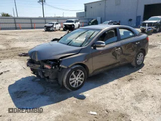 2010 Kia Forte EX with VIN KNAFU4A20A5807898, listed as a Copart auction lot 47034545 with 0 mi miles and Salvage Title. Bid and sale history available at carsss.com. Image 1.
