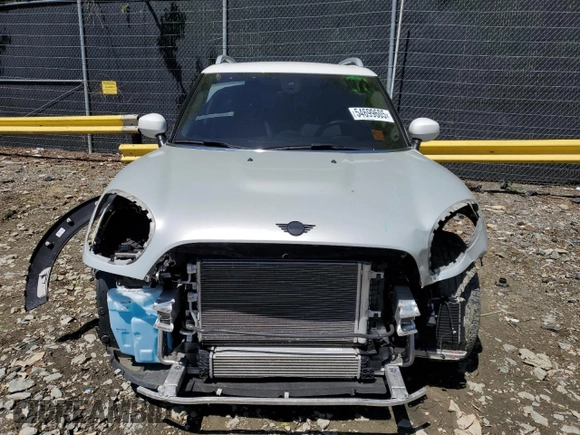 2023 MINI Countryman Cooper S with VIN WMZ83BR0XP3P91056, listed as a Copart auction lot 54699605 with 22,049 mi miles and Salvage title. Bid and sale history available at DreamBid. Image 5.