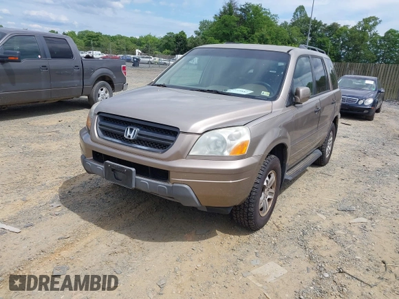 2004 Honda Pilot EX with VIN 2HKYF18434H575250, listed as a IAAI auction lot 42219882 with 196,515 mi miles and . Bid and sale history available at carsss.com. Image 2.