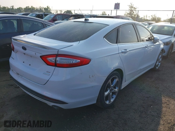 2013 Ford Fusion SE with VIN 3FA6P0HR7DR219834, listed as a IAAI auction lot 42742690 with 176,359 mi miles and . Bid and sale history available at DreamBid. Image 4.