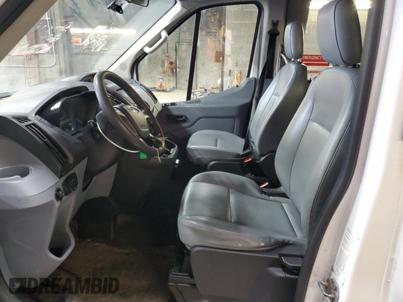 2019 Ford Transit XL z VIN 1FDZX2CM0KKB27959, wystawiony jako Copart lot #45286305 z przebiegiem 137 367 mil mil oraz Szkoda całkowita • Salvage title. Historia ofert i sprzedaży dostępna na DreamBid. Obrazek 7.