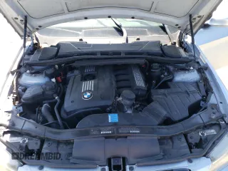 2011 BMW 3 Series 328i с VIN WBAPH5C5XBA442287, выставлен на аукционе Copart как лот 57636005 с пробегом Не указан миль и Чистый • Clean title. История ставок и продаж доступна на DreamBid. Изображение 11.