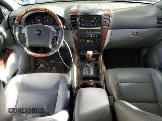 2004 Kia Sorento LX with VIN KNDJC733545287824, listed as a Copart auction lot 89375195 with 372,804 mi miles and Salvage Title. Bid and sale history available at carsss.com. Image 8.