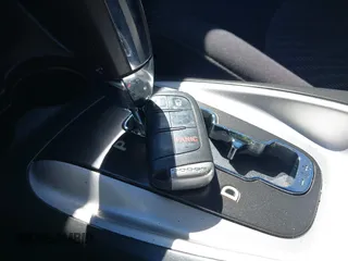 2013 Dodge Journey SXT with VIN 3C4PDCBG5DT674863, listed as a IAAI auction lot 41670225 with 207,524 mi miles. Bid and sale history available at carsss.com. Image 11.