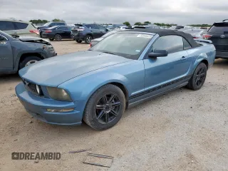 2005 Ford Mustang Deluxe z VIN 1ZVFT84N855220533, wystawiony jako Copart lot #58666635 z przebiegiem 169 200 mil mil oraz Czysty tytuł • Clean title. Historia ofert i sprzedaży dostępna na DreamBid. Obrazek 1.