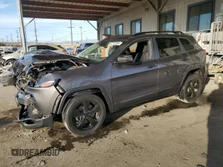 2018 Jeep Cherokee Latitude with VIN 1C4PJLCXXJD621262, listed as a Copart auction lot 42718595 with Not Provided miles and Salvage Title. Bid and sale history available at DreamBid. Image 1.