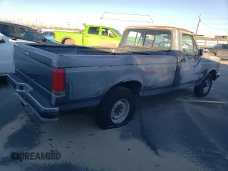 1989 Ford F-250 with VIN 1FTEF25Y3KPB14874, listed as a Copart auction lot 88932095 with 26,920 mi miles and Clean Title. Bid and sale history available at carsss.com. Image 3.