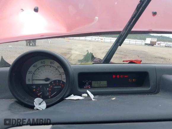 2006 Scion xB z VIN JTLKT334564111410, wystawiony jako IAAI lot #42345485 z przebiegiem 132 509 mil mil oraz . Historia ofert i sprzedaży dostępna na DreamBid. Obrazek 7.