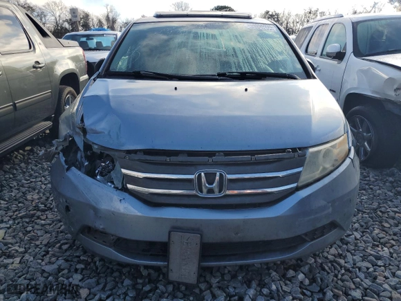 2013 Honda Odyssey EX-L with VIN 5FNRL5H62DB040656, listed as a Copart auction lot 44056935 with 227,510 mi miles and Salvage Title. Bid and sale history available at carsss.com. Image 5.