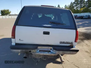 1994 Chevrolet Suburban with VIN 1GNGK26N2RJ373188, listed as a Copart auction lot 75893984 with 221,145 mi miles and Salvage Title. Bid and sale history available at carsss.com. Image 6.