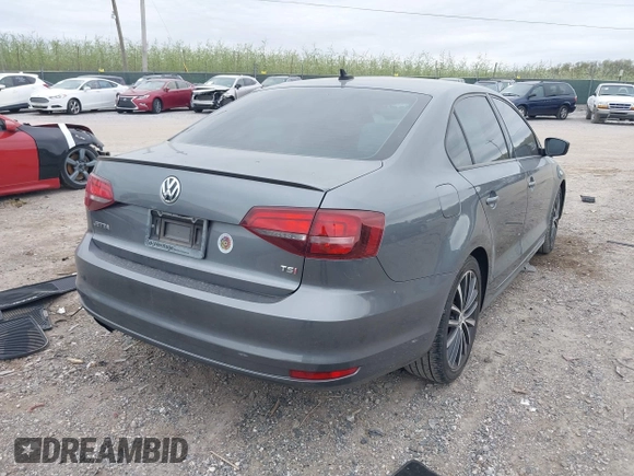 2016 Volkswagen Jetta Sport z VIN 3VWD17AJ2GM399335, wystawiony jako IAAI lot #42077435 z przebiegiem 92 284 mil mil oraz . Historia ofert i sprzedaży dostępna na DreamBid. Obrazek 4.