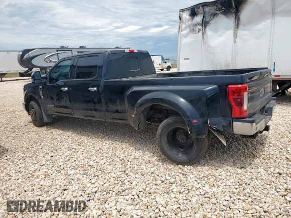 2017 Ford F-350 XL with VIN 1FT8W3CTXHEC96474, listed as a Copart auction lot 58448205 with 319,293 mi miles and Salvage title. Bid and sale history available at DreamBid. Image 2.
