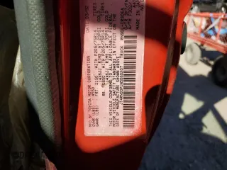 1992 Toyota Pickup DLX z VIN JT4RN93P1N5060207, wystawiony jako Copart lot #82868564 z przebiegiem 231 088 mil mil oraz Szkoda całkowita • Salvage title. Historia ofert i sprzedaży dostępna na DreamBid. Obrazek 14.
