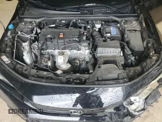 2024 Honda Civic LX z VIN 2HGFE2F23RH118070, wystawiony jako Copart lot #53295545 z przebiegiem 29 000 mil mil oraz Czysty tytuł • Clean title. Historia ofert i sprzedaży dostępna na DreamBid. Obrazek 11.
