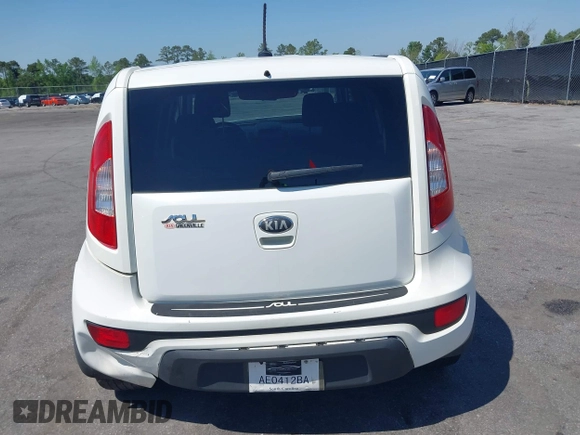 2013 Kia Soul with VIN KNDJT2A54D7572316, listed as a IAAI auction lot 42021696 with 141,638 mi miles. Bid and sale history available at carsss.com. Image 16.