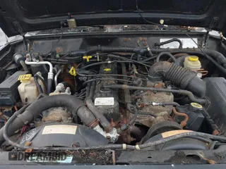 1999 Jeep Cherokee Sport with VIN 1J4FF68SXXL649633, listed as a IAAI auction lot 41992258 with 121,042 mi miles. Bid and sale history available at carsss.com. Image 10.