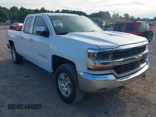2018 Chevrolet Silverado 1500 LT with VIN 1GCVKREHXJZ314495, listed as a IAAI auction lot 40043813 with 158,597 mi miles and . Bid and sale history available at DreamBid. Image 1.
