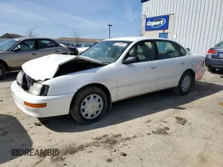 1997 Toyota Avalon XL with VIN 4T1BF12B5VU206762, listed as a Copart auction lot 49013815 with 203,818 mi miles and Non Repairable. Bid and sale history available at DreamBid. Image 1.