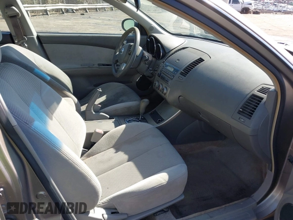 2005 Nissan Altima 2.5 S with VIN 1N4AL11D45C130829, listed as a IAAI auction lot 41828519 with 1 mi miles. Bid and sale history available at carsss.com. Image 5.