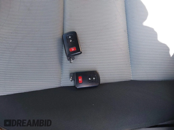 2014 Toyota Prius One with VIN JTDKDTB31E1568233, listed as a IAAI auction lot 42132907 with 96,093 mi miles and . Bid and sale history available at DreamBid. Image 11.